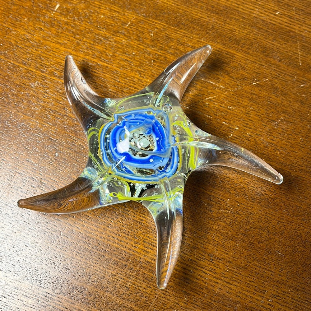 Glass Papperweight